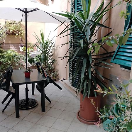 Apartamento Il Piccolo Eden - Private Garden Livorno Exterior foto