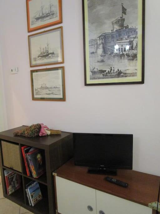 Apartamento Il Piccolo Eden - Private Garden Livorno Exterior foto